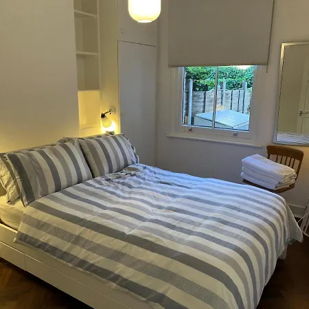 Garden Flat In Quiet Road - 55Msq Appartement